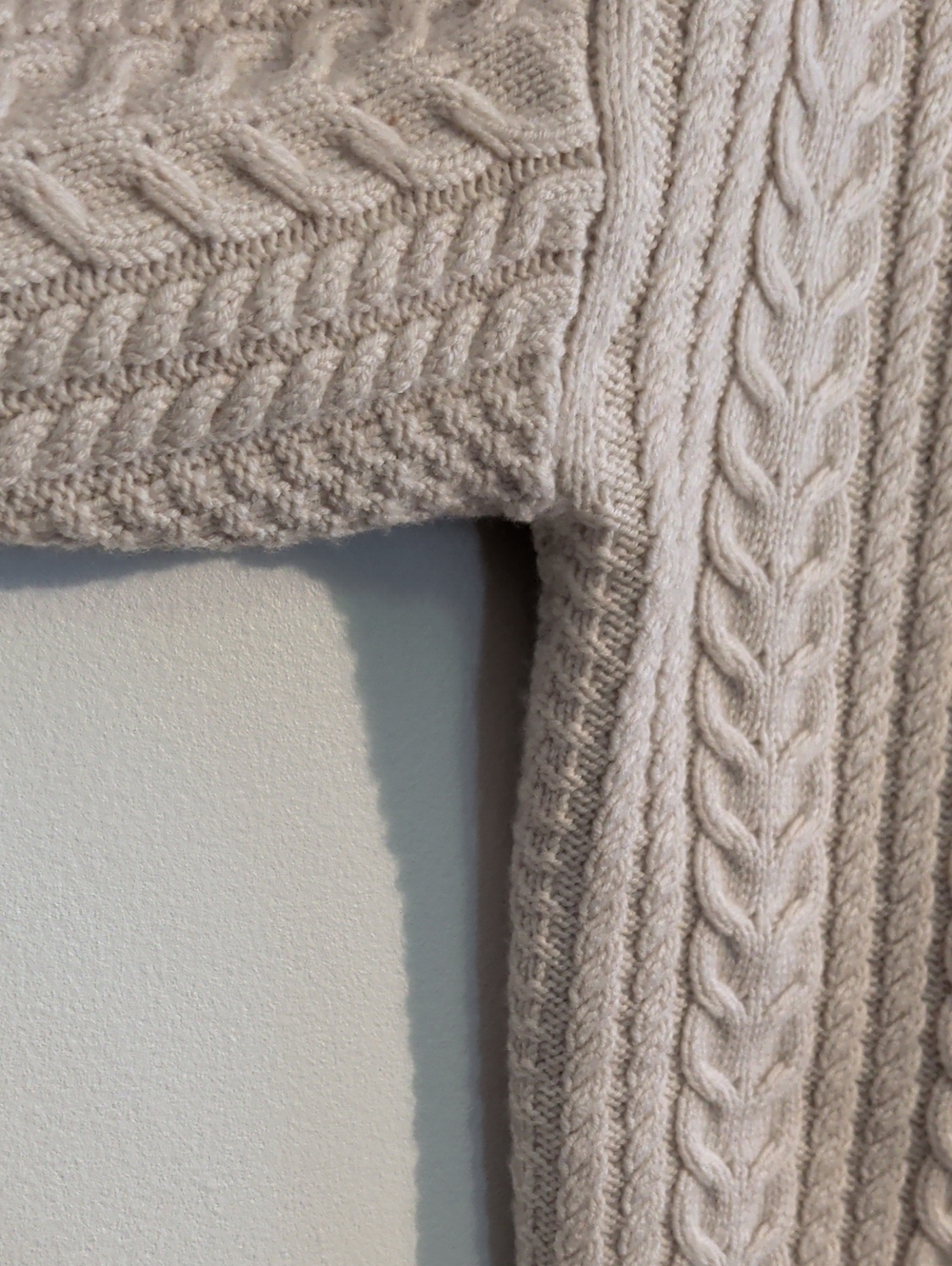 ARITZIA hi-hip turtleneck in heather light bone - size xs - Picture 5 of 12